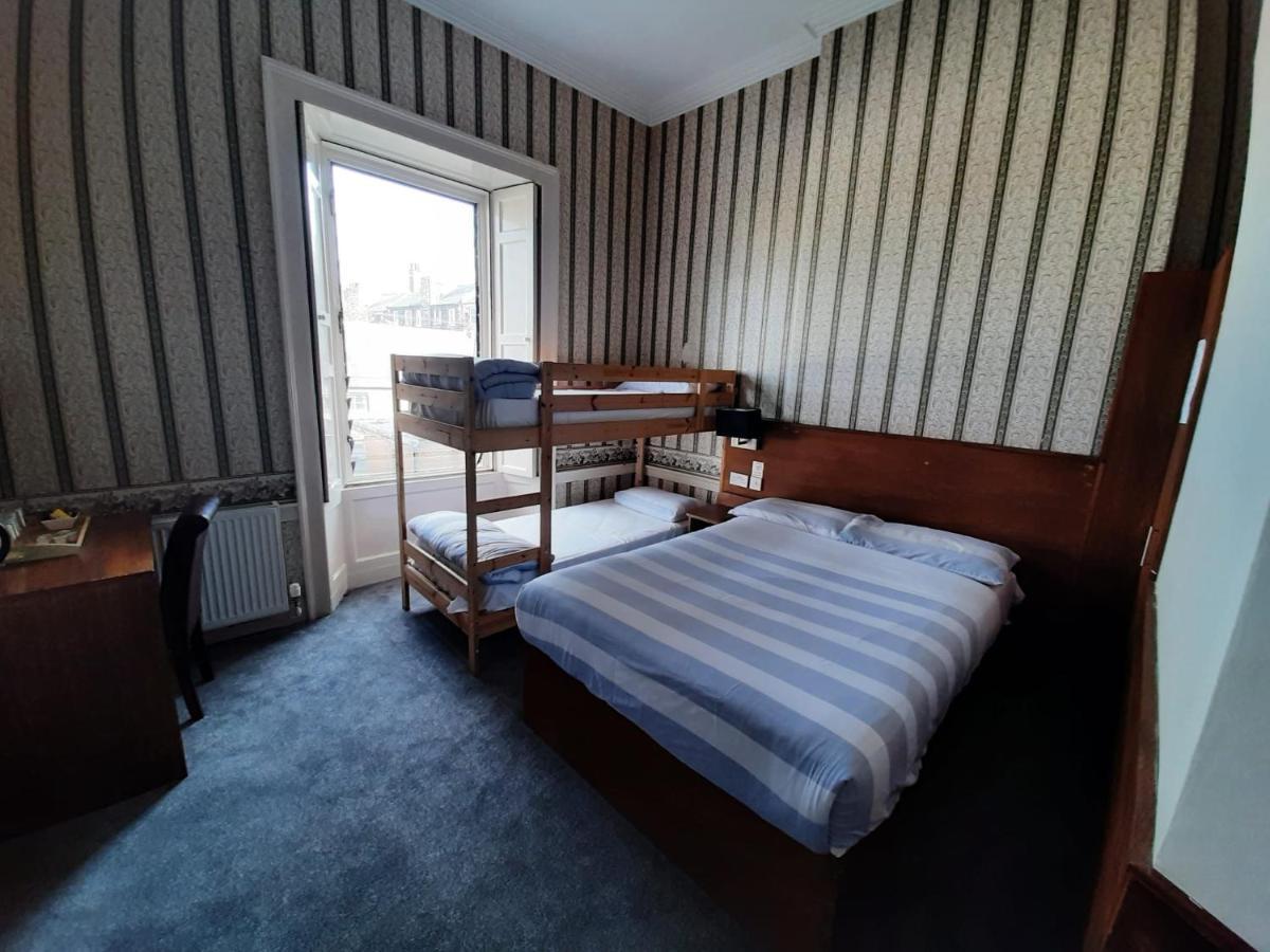 Adelphi Gasthuis 2*